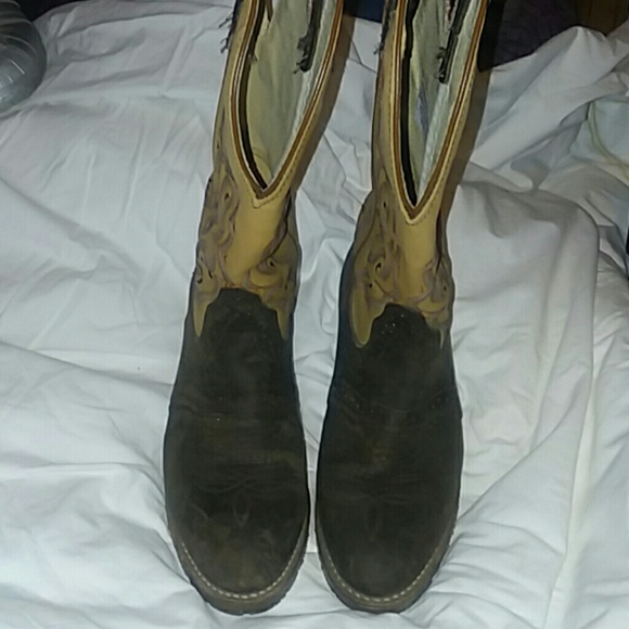 Cowboy boots - Picture 2 of 4